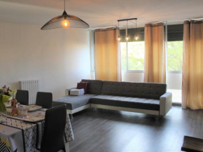 Appartement *** à Balaruc-les-Bains: Proche Thermes, Équipé, Balcon, Parking - FR-1-503-111